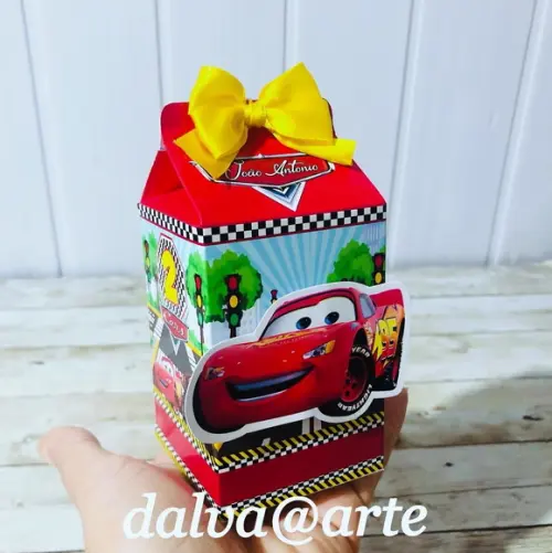 Caixinha Milk Carros