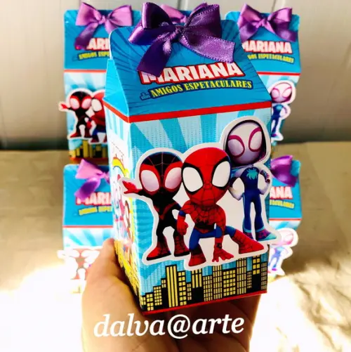 Caixinha Milk Homem Aranha e Seus Amigos Espetaculares