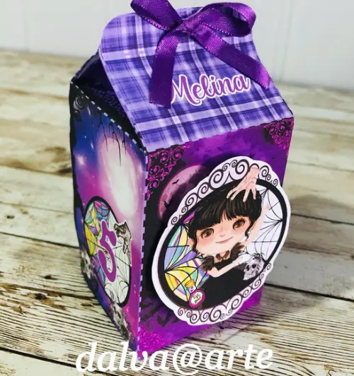 Caixinha Milk Wandinha Addams