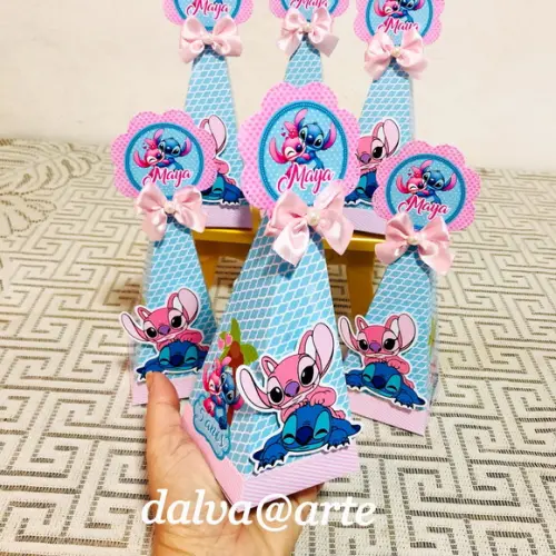 Caixinha Pirâmide Stitch e Angel