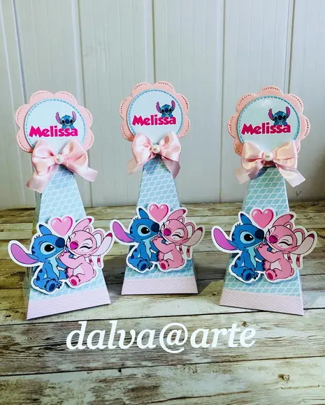 Caixinha Pirâmide Stitch e Angel