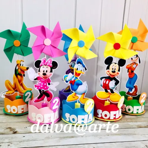 Centro de Mesa Mickey e Sua Turma