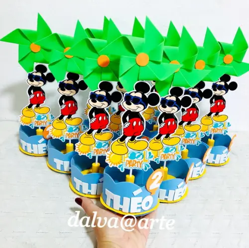 Centro de Mesa Mickey Pool Party