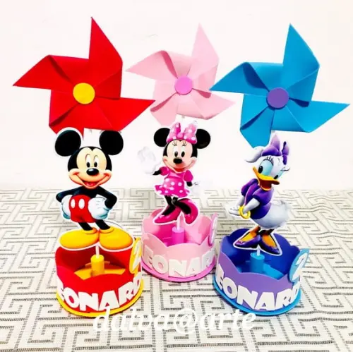 Centro de Mesa Mickey e Sua Turma