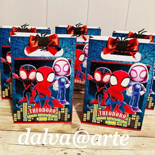 Sacolinha Homem Aranha e Seus Amigos Espetaculares