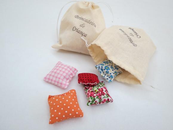 Cinco Marias de tecido estampado