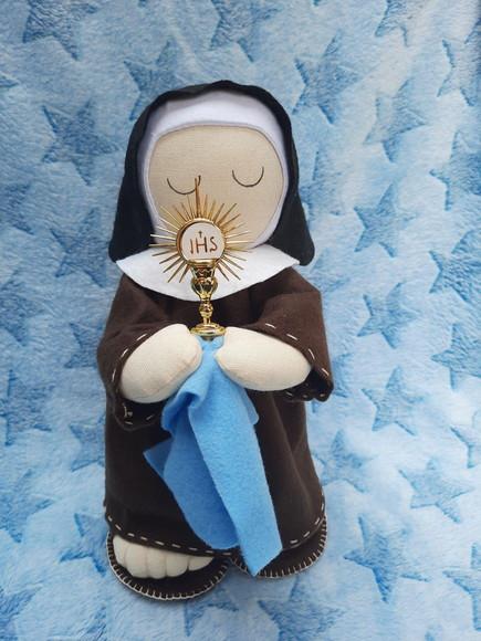 Santa Clara em Tecido e Feltro