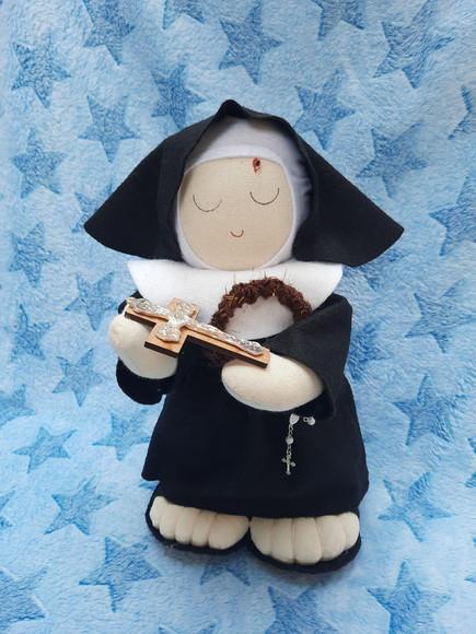 Santa Rita de Cássia em Tecido e Feltro