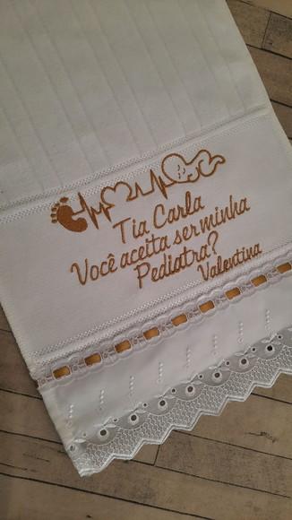Toalha aceita ser minha pediatra