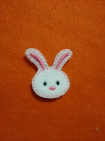 Coelhinhos aplique de feltro 10 peças