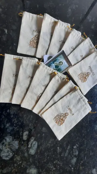 Saquinho de São José Bordado Personalizado