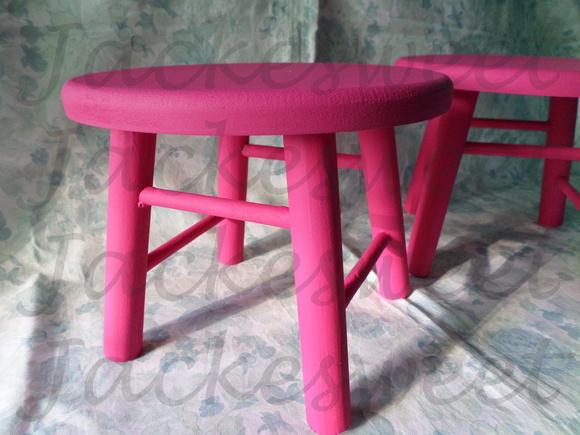 Banquinho em Madeira Pink