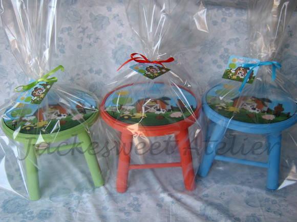 Banquinho em mdf Personalizado