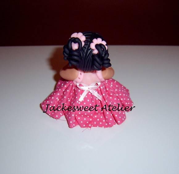 Boneca de vestido em biscuit