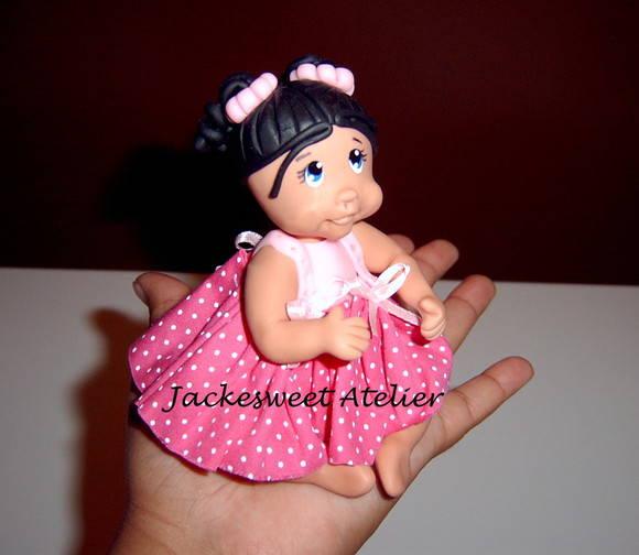 Boneca de vestido em biscuit