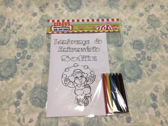 Kit para colorir + giz de cera