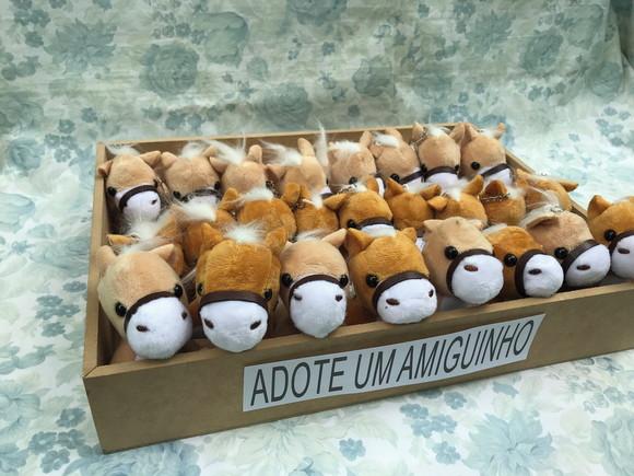 Lembrancinha 20 Cavalinhos + Bandeja