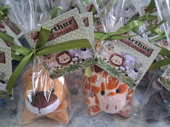 Lembrancinha Pelúcia Mini Selva Kit 35unidades
