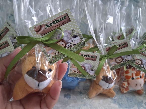 Lembrancinha Pelúcia Mini Selva Kit 35unidades