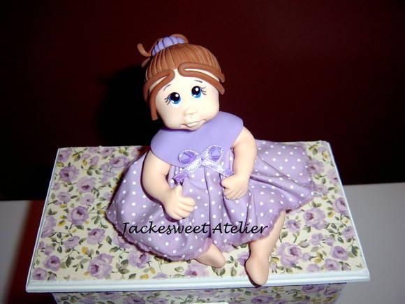 Mini Cômoda com boneca