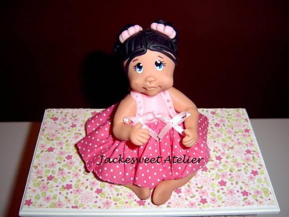 Mini Cômoda com boneca