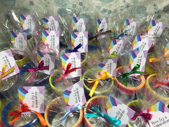Mola maluca arco-íris personalizada