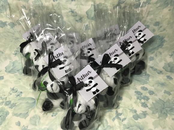 Ursinho Panda cinza com preto