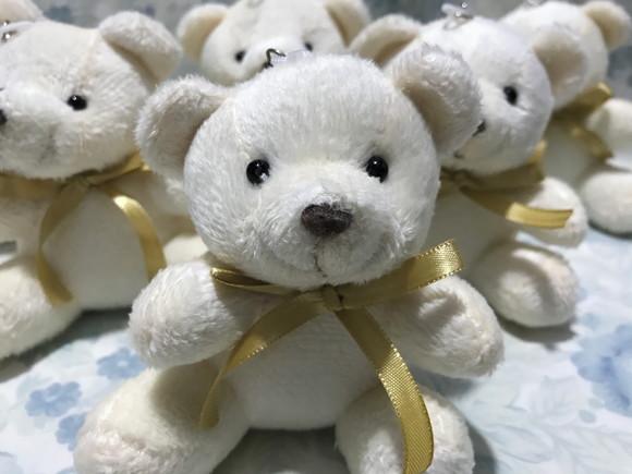 Urso Creme Gravata Dourada