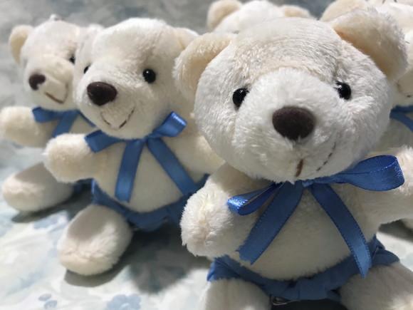 Urso Creme Gravata e Fralda Azul 40 Unid