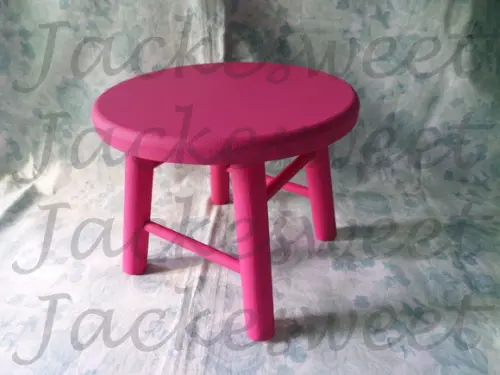 Banquinho em Madeira Pink