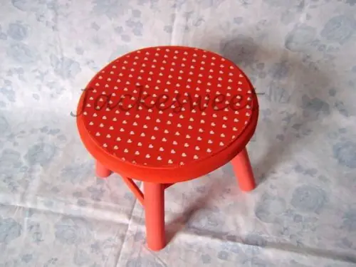 Banquinho em Madeira Vermelho