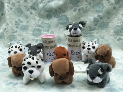 Cachorro em Pelúcia Chaveiro + Cofrinho 30 Unidades