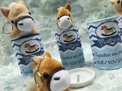 Cavalinhos em Pelúcia Chaveiro + Cofrinho 10 Unidades