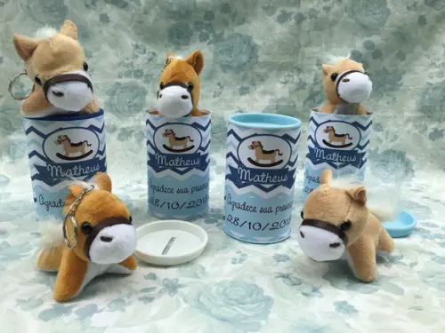 Cavalinhos em Pelúcia Chaveiro + Cofrinho 40 Unid