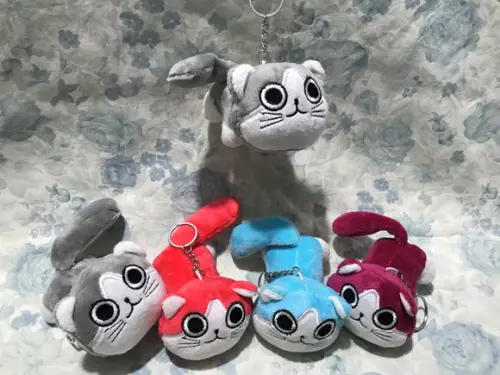 Gatinhos em Pelúcia Chaveiro 4 Cores