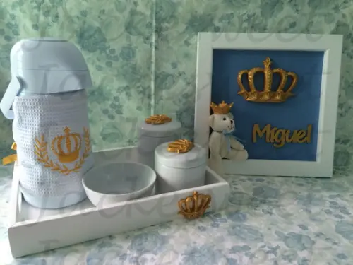 Kit Higiene e Enfeite de Porta Realeza