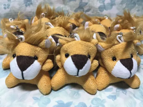Lembrancinha Mini Pelúcia Leão 15 Unidades