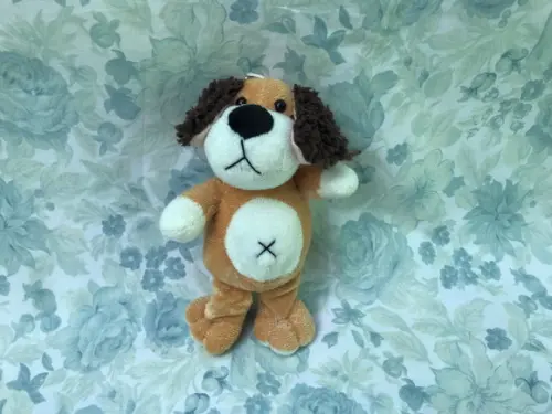 Lembrancinha Pelúcia Cachorro 14cm 20unid