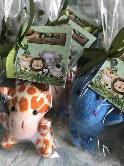 Lembrancinha Pelúcia Mini Selva Kit 30 Unidades