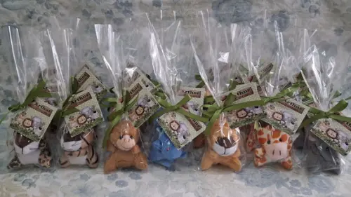 Lembrancinha Pelúcia Mini Selva Kit 35unidades