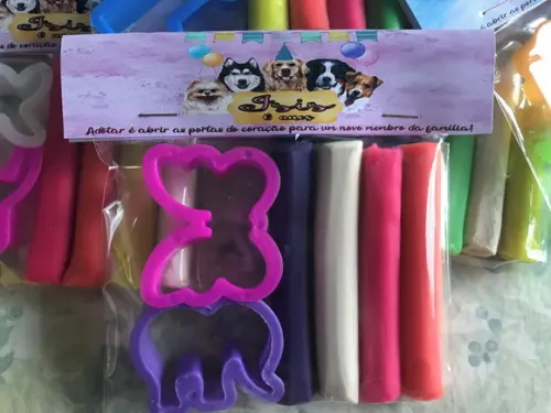 Massinha de Modelar com Cortador Cachorrinhos