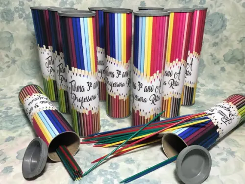 Pega varetas personalizado escolar