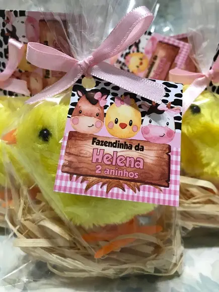Pintinho Amarelinho de Corda com Ninho de Palha 25 Unidades