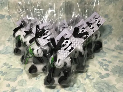 Ursinho Panda cinza com preto