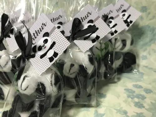 Ursinho Panda cinza com preto