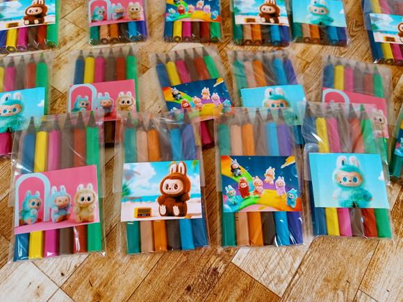 Lembrança de Eventos Mini Lápis de Cor Inspirado no Labubu