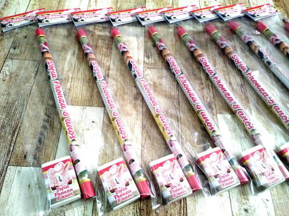 Lembrança Kit Lápis e Borracha Inspirado na Ana Castela