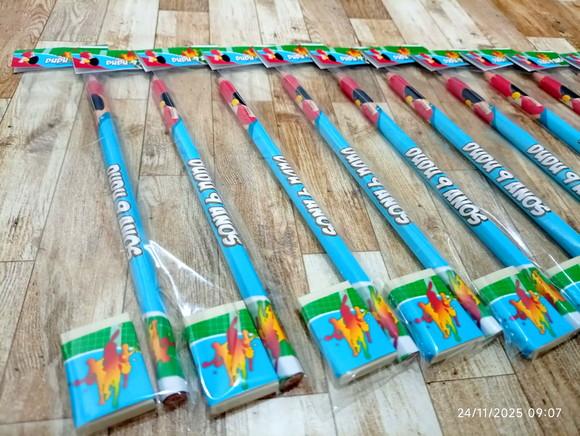 Lembrancinha Kit Escolar Lápis e Borracha Ping Pong