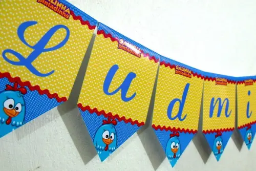 Bandeirola Da Galinha Pintadinha M2