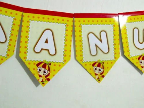 Bandeirola Sítio Do Pica Pau Amarelo m2